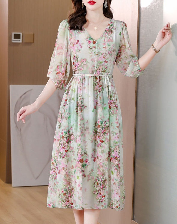 New Fashion V-neck Temperament Printed Dress